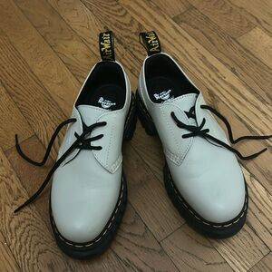 Dr. Marten Audrick 3 Eye Cobblestone Grey Platform Derby Shoes Womens 7 Oxfords
